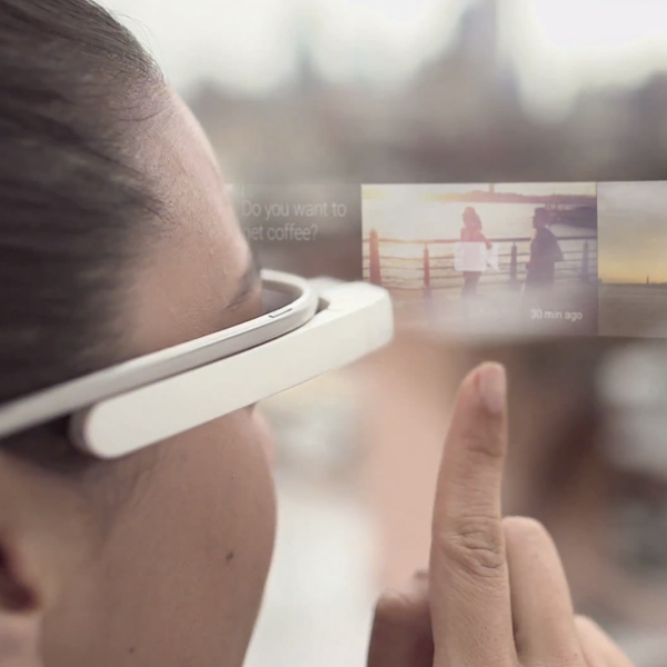 Google,Google Glass,патент, Google Glass позволит лайкать реальные объекты